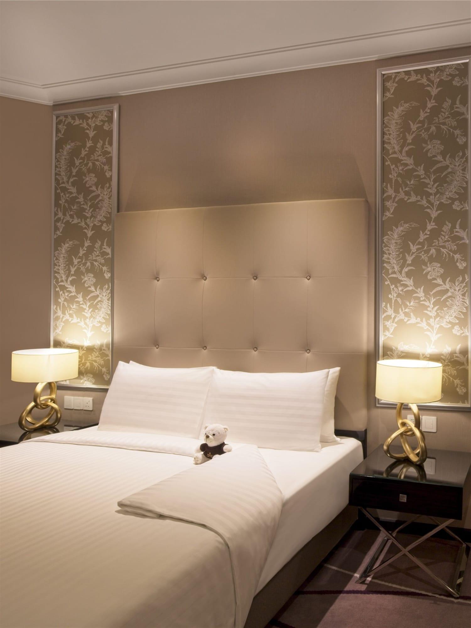吉隆坡哈达马斯帝盛酒店 外观 照片 A bed with a headboard