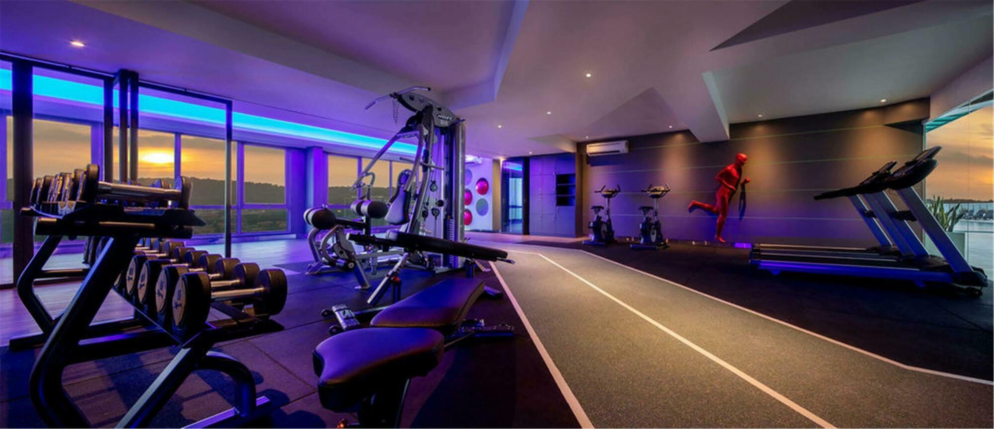 吉隆坡哈达马斯帝盛酒店 外观 照片 The gym at the 108 Pancrasset